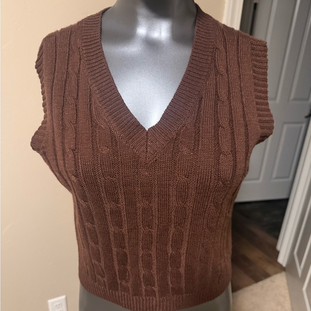 Elegant Brown V-Neck Sweater Vest